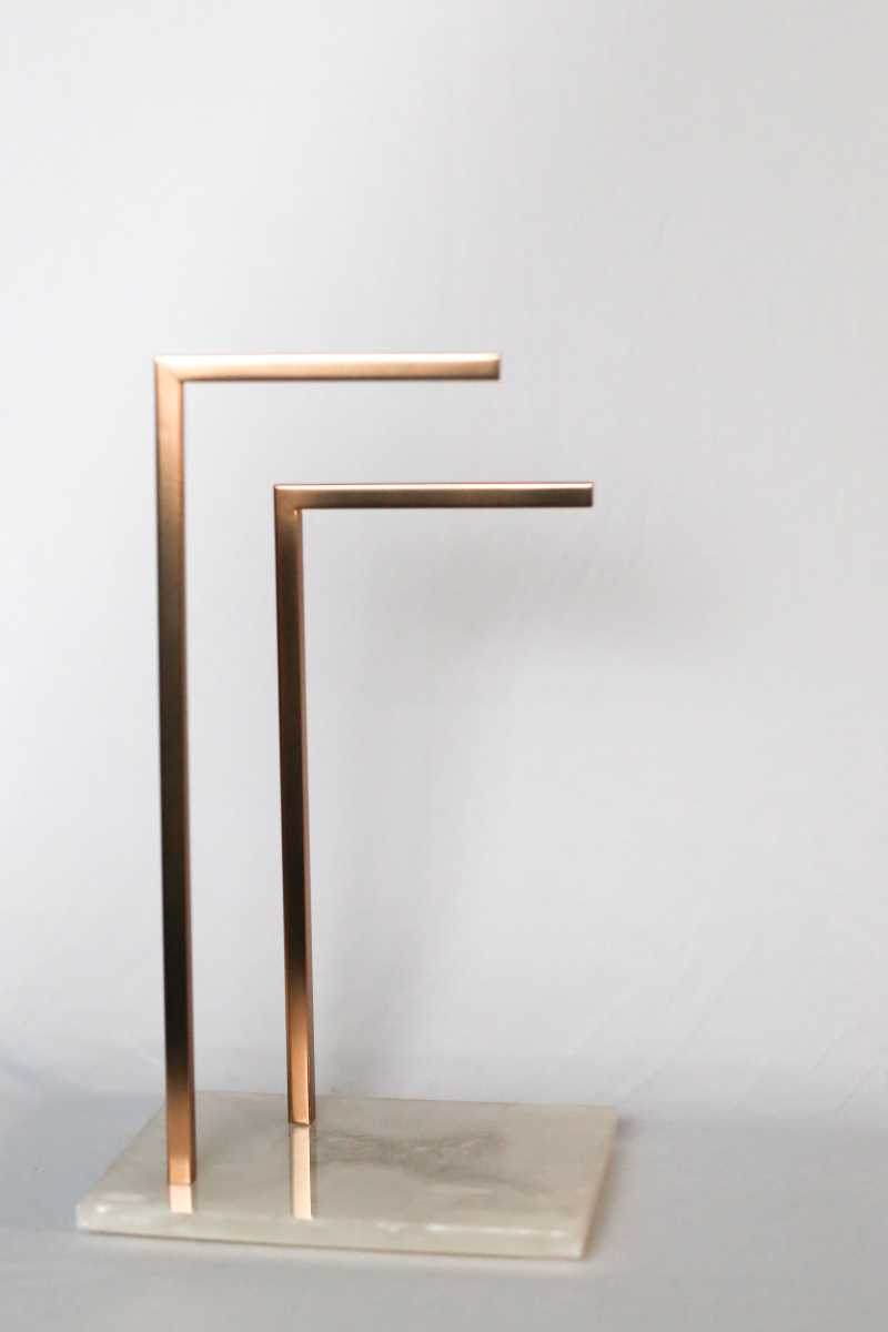 SUPORTE DE TOALHA PARA BANCADA (HASTE DUPLA) BASICO